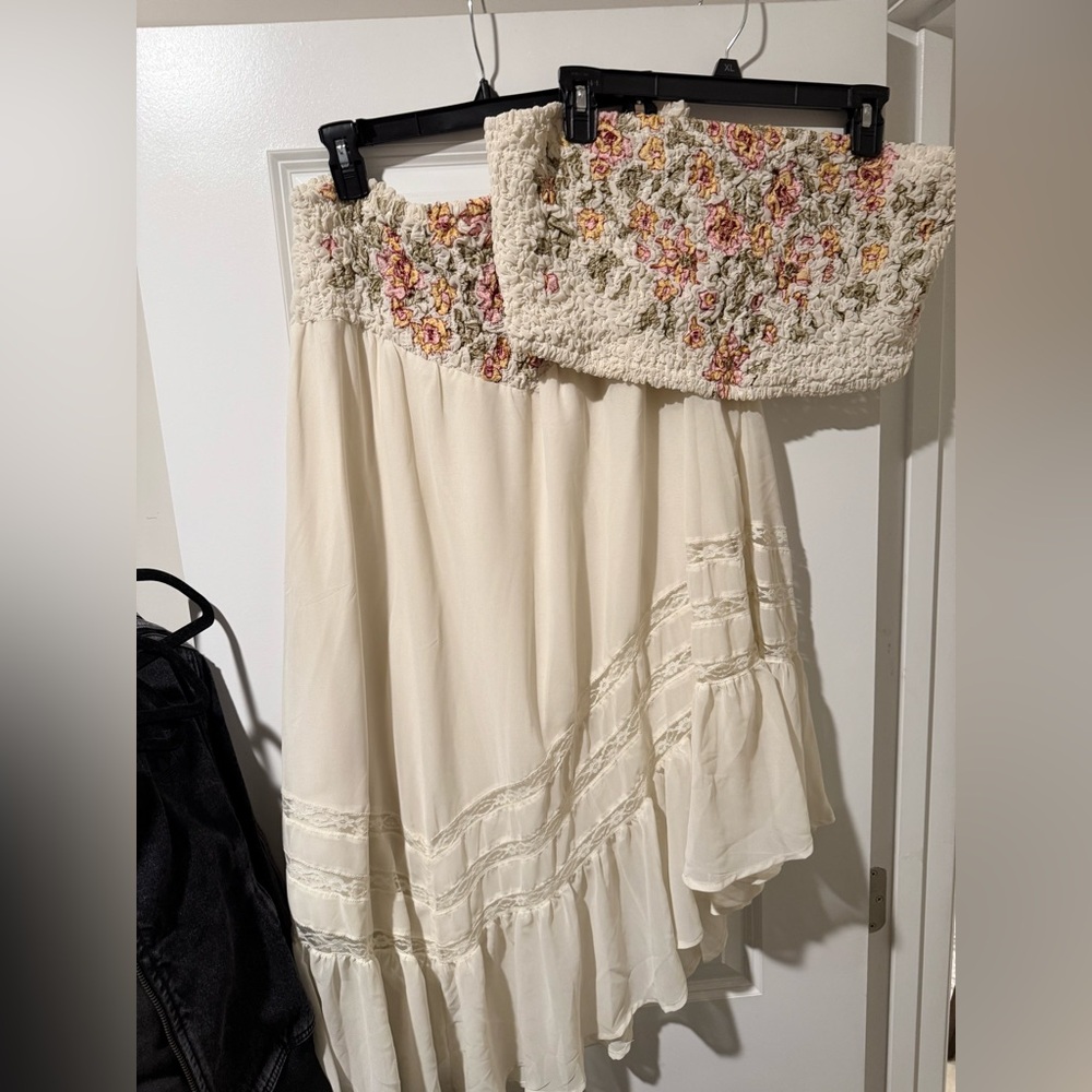 Free People Cream Maxi Skirt with Floral Embroidery - Picture 2 of 4
